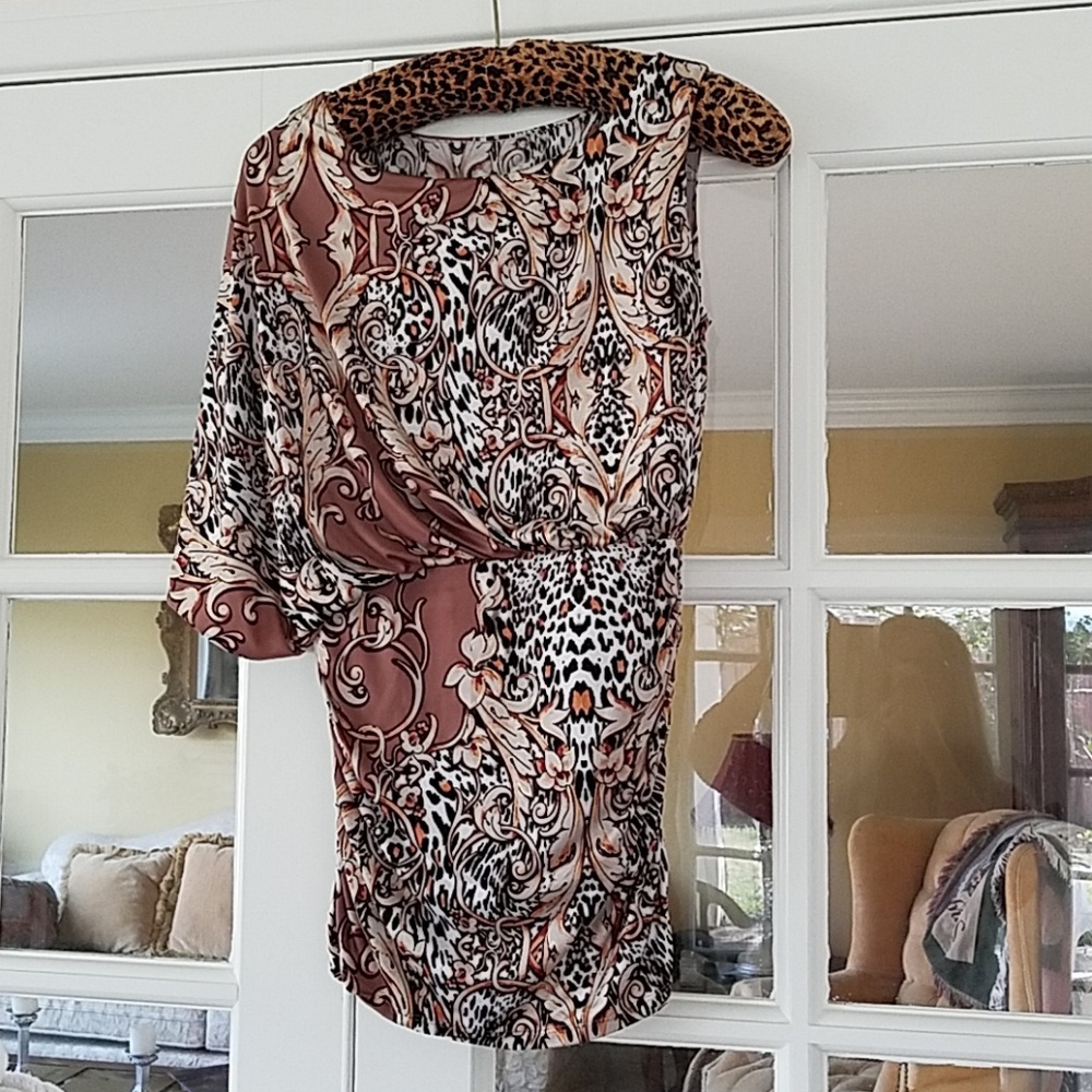 GORGEOUS CACHE BLOUSE SUBSTANTIAL WEIGHT